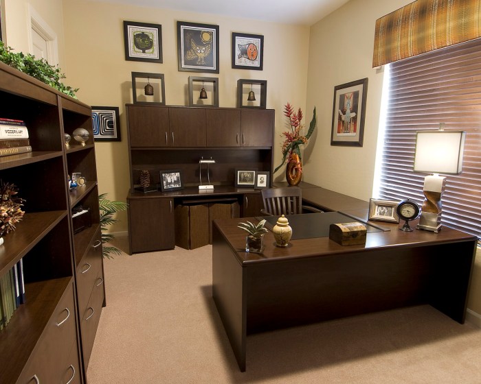 How to decorate a living room office